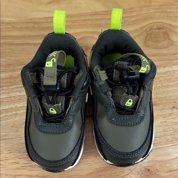 Nike Air Max 90 Leather TD 'Medium Olive Volt Green Infant Size 5 - Picture 6 of 10